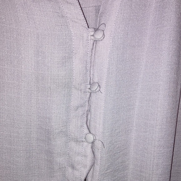 Torrid Size 5 (28W) Sleeveless Blouse - Picture 5 of 6